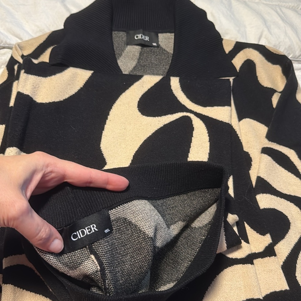 Black and Beige Patterned Sweater Cider brand matching sweater pants top set 1X - Picture 5 of 6